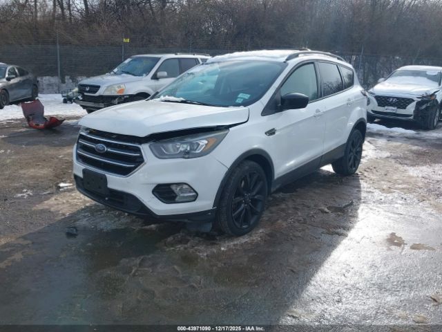 2017 FORD ESCAPE 1FMCU9G91HUE28069 Photo 1
