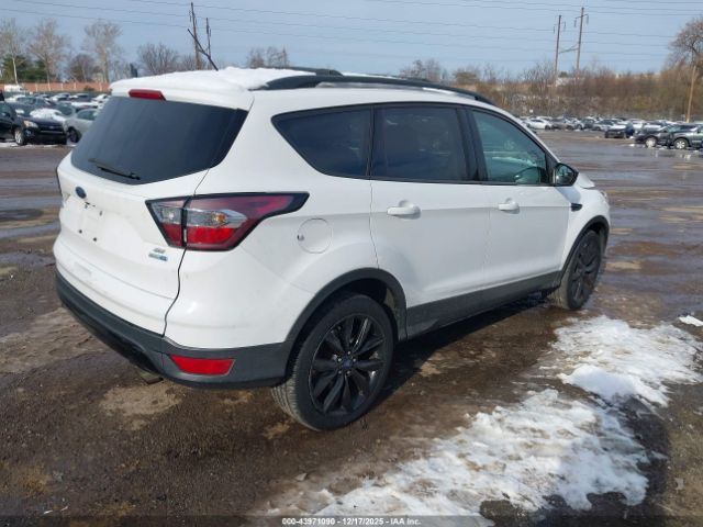 2017 FORD ESCAPE 1FMCU9G91HUE28069 Photo 3
