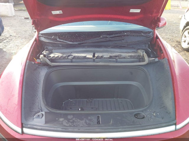 2026 TESLA MODEL Y 7SAYGDEE4TF354381 Photo 9