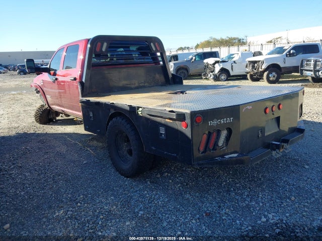 43971139 :رقم المزاد ، 3C7WRTCL3NG305070 vin ، 2022 Ram 3500 Chassis Tradesman/slt/laramie/limited مزاد بيع