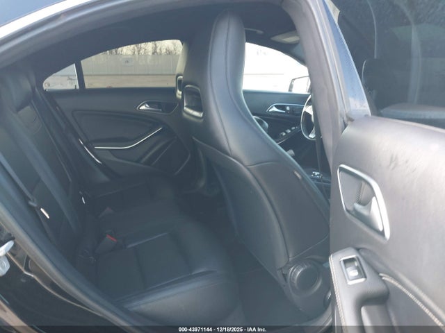 2015 Mercedes-benz Cla 250 მანქანა იყიდება აუქციონზე, vin: WDDSJ4EB3FN281851, აუქციონის ნომერი: 43971144