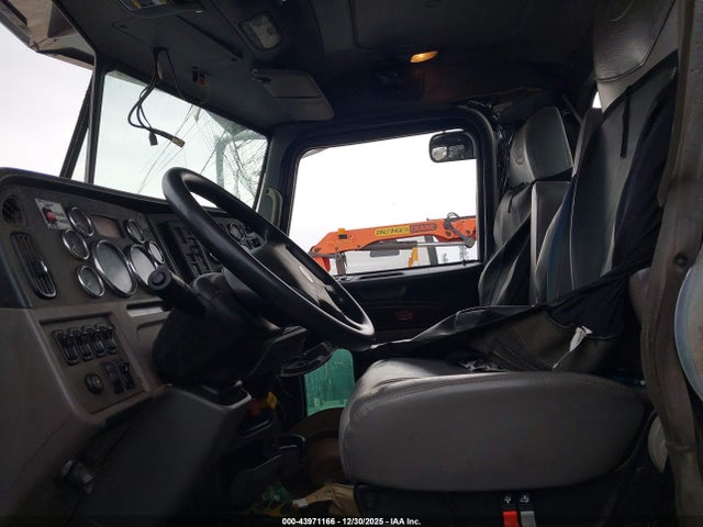 1XPXD40XXJD474568 Peterbilt 389