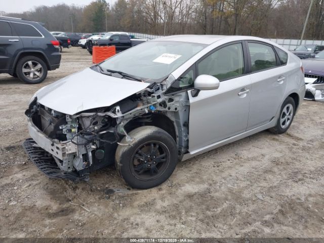 2013 TOYOTA PRIUS JTDKN3DU1D5680850 Photo 1