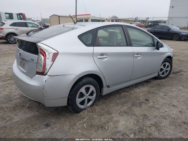 2013 TOYOTA PRIUS JTDKN3DU1D5680850 Photo 3