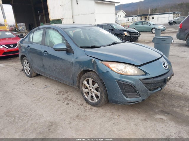 2011 MAZDA MAZDA3 JM1BL1VG7B1375229