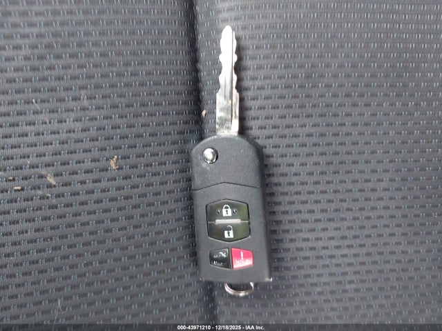 2011 MAZDA MAZDA3 JM1BL1VG7B1375229 Photo 10