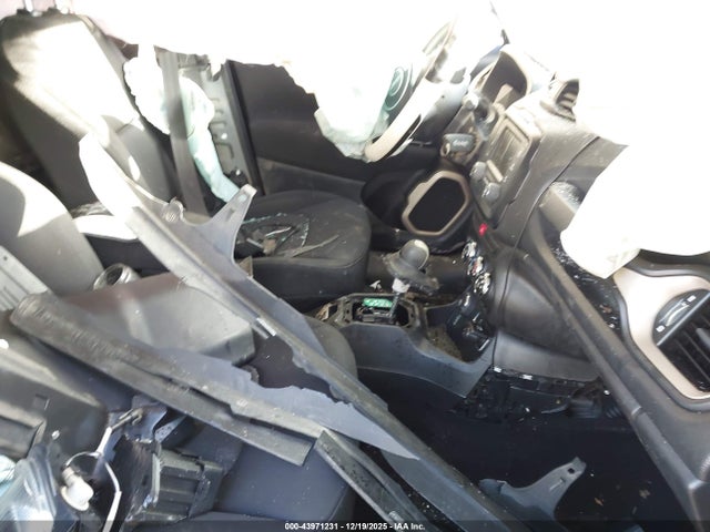 2015 JEEP RENEGADE ZACCJBBT6FPC09369 Photo 4