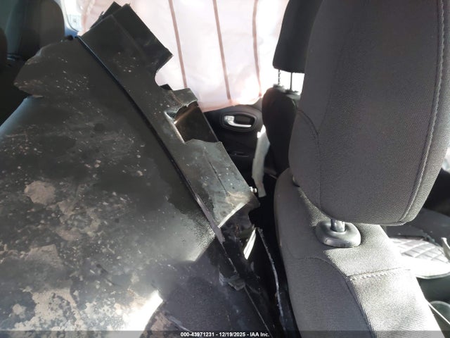 2015 JEEP RENEGADE ZACCJBBT6FPC09369 Photo 7