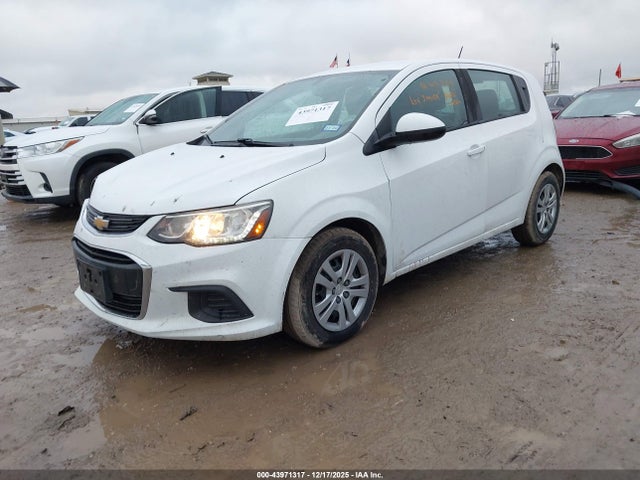 1G1JG6SG4H4169657 Chevrolet Sonic Lt Auto