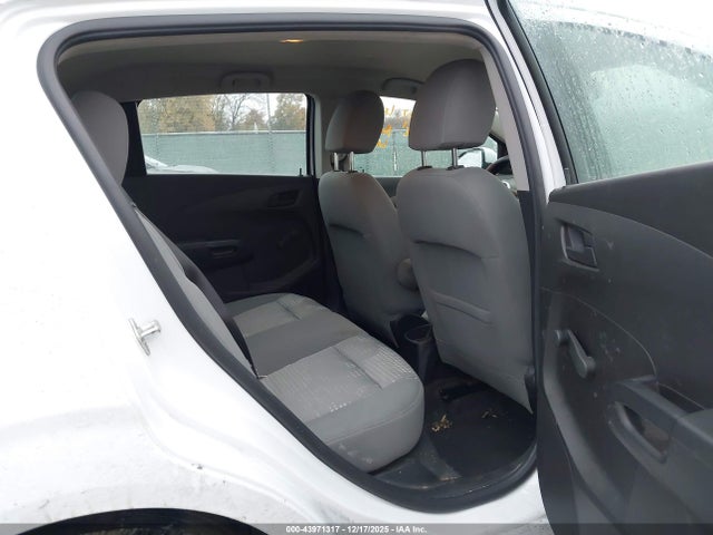 1G1JG6SG4H4169657 Chevrolet Sonic Lt Auto