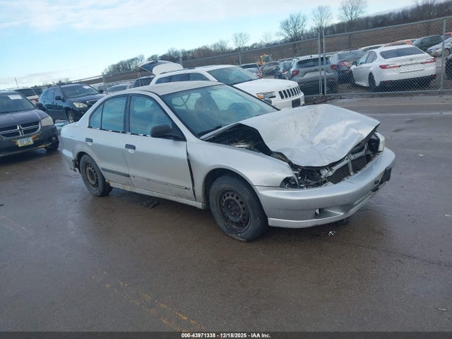 2000 MITSUBISHI GALANT 4A3AA36G9YE041567 Photo 0
