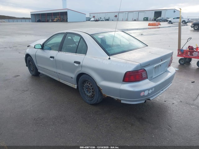2000 MITSUBISHI GALANT 4A3AA36G9YE041567 Photo 2