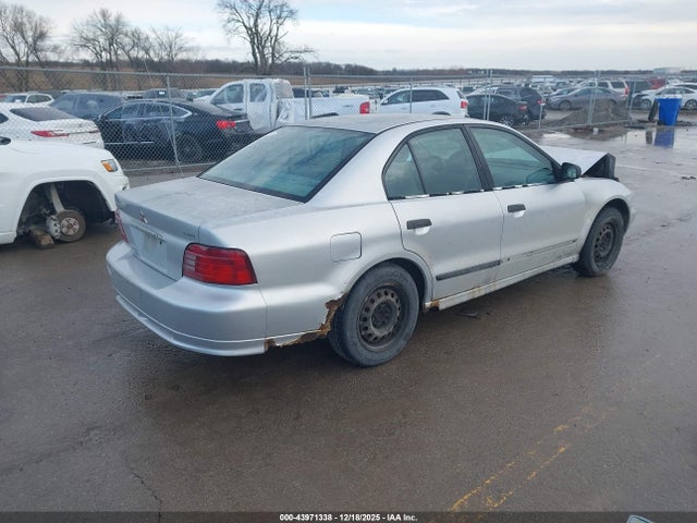 2000 MITSUBISHI GALANT 4A3AA36G9YE041567 Photo 3