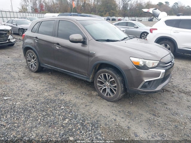 2018 MITSUBISHI OUTLANDER SPORT JA4AP3AU3JZ009561 Photo 0