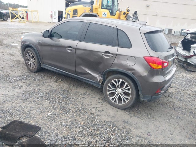 2018 MITSUBISHI OUTLANDER SPORT JA4AP3AU3JZ009561 Photo 2