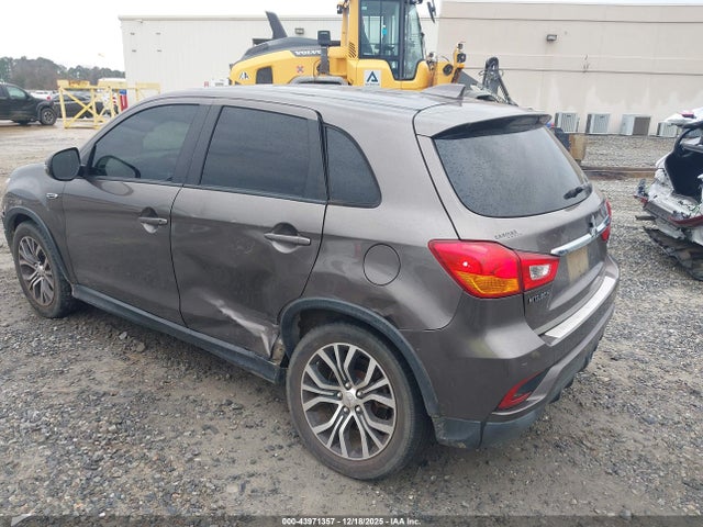 2018 MITSUBISHI OUTLANDER SPORT JA4AP3AU3JZ009561 Photo 5