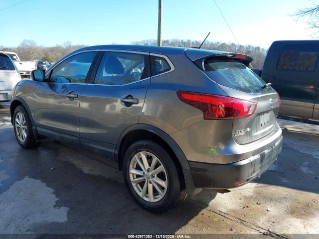 2017 NISSAN ROGUE SPORT JN1BJ1CR2HW126572 Photo 2