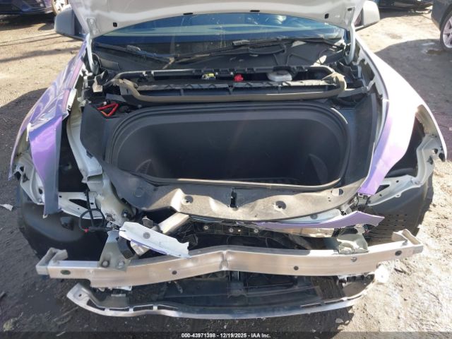 2023 TESLA MODEL Y 7SAYGDEF1PF948232 Photo 9