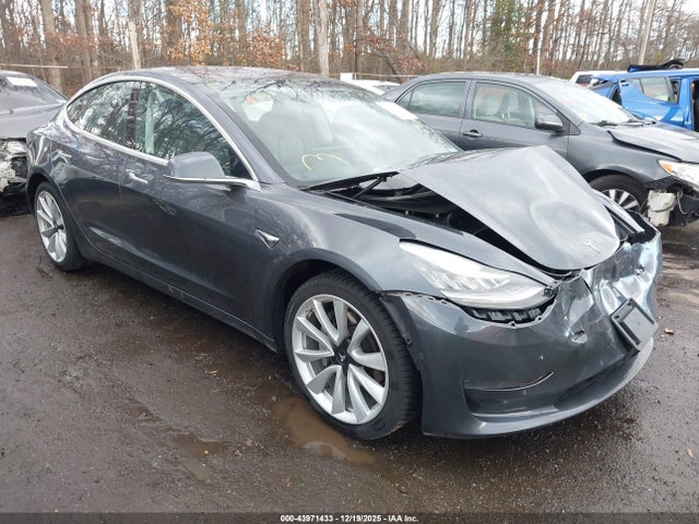 2018 TESLA MODEL 3 5YJ3E1EA8JF053036 Photo 0