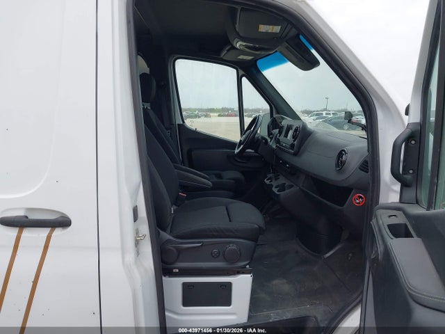 2021 MERCEDES-BENZ SPRINTER 1500 W1Y70BGY4MT064032 Photo 4