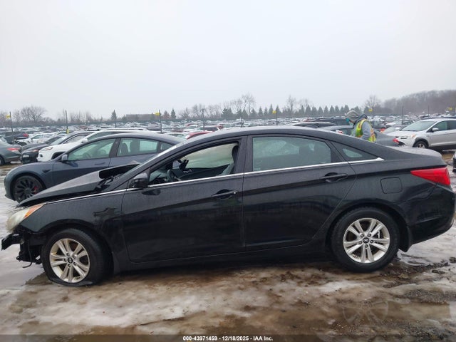 Продажа на аукционе авто 2013 Hyundai Sonata Gls, vin: 5NPEB4AC0DH733562, номер лота: 43971459