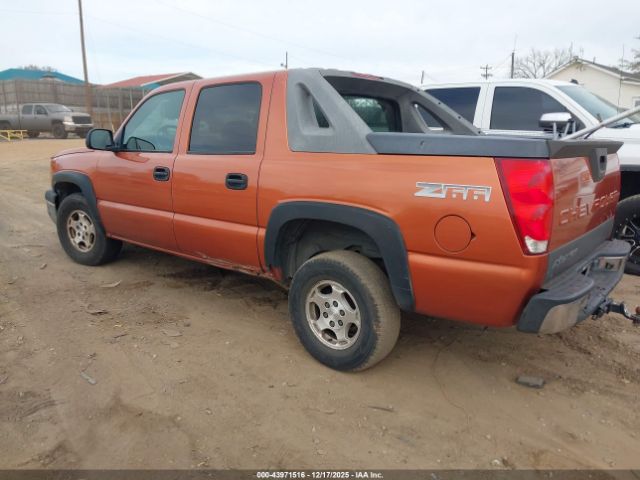 2004 CHEVROLET AVALANCHE 1500 3GNEC12T04G279534 Photo 2