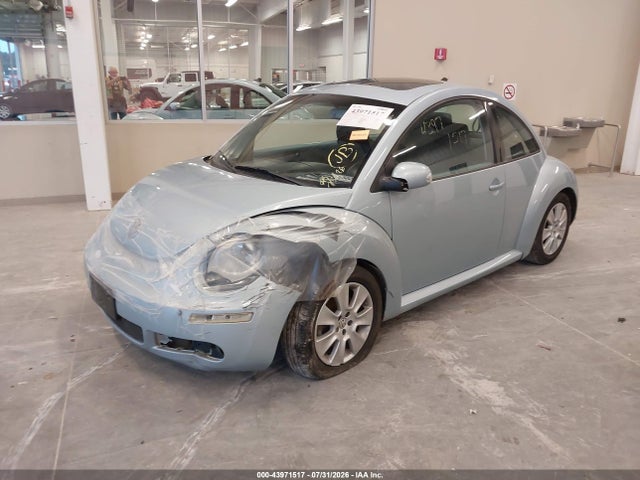 Продажа на аукционе авто 2010 Volkswagen New Beetle 2.5l, vin: 3VWRW3AG2AM006820, номер лота: 43971517