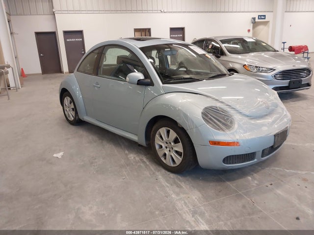 Продажа на аукционе авто 2010 Volkswagen New Beetle 2.5l, vin: 3VWRW3AG2AM006820, номер лота: 43971517