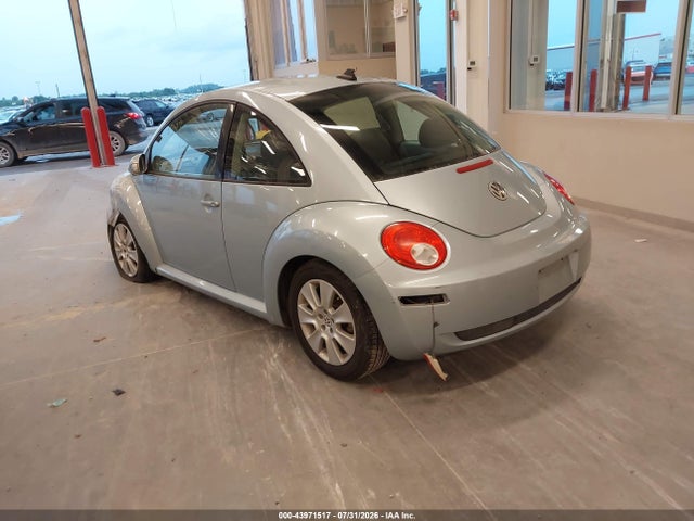 Продажа на аукционе авто 2010 Volkswagen New Beetle 2.5l, vin: 3VWRW3AG2AM006820, номер лота: 43971517