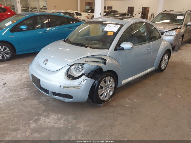 Продажа на аукционе авто 2010 Volkswagen New Beetle 2.5l, vin: 3VWRW3AG2AM006820, номер лота: 43971517