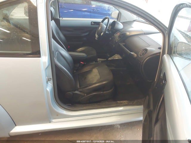 Продажа на аукционе авто 2010 Volkswagen New Beetle 2.5l, vin: 3VWRW3AG2AM006820, номер лота: 43971517