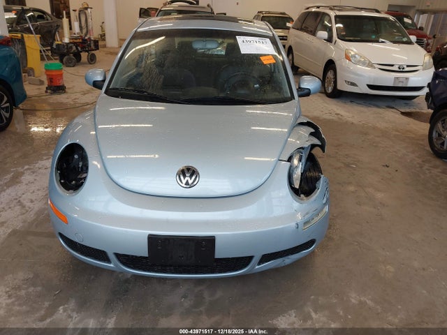Продажа на аукционе авто 2010 Volkswagen New Beetle 2.5l, vin: 3VWRW3AG2AM006820, номер лота: 43971517