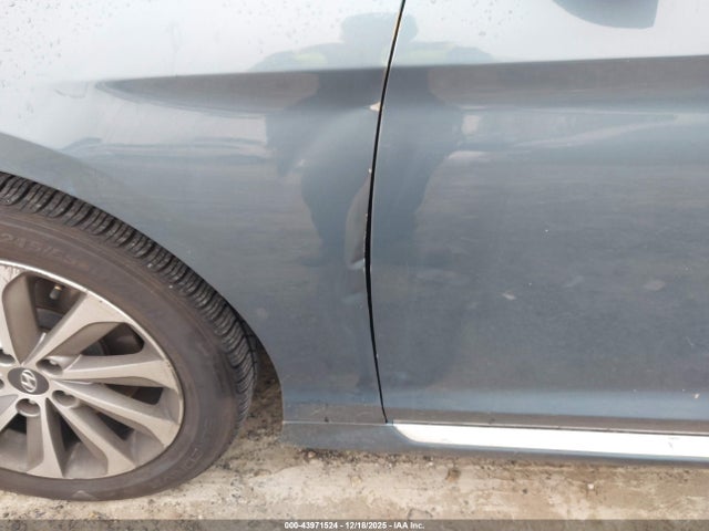 2015 Hyundai Sonata Sport მანქანა იყიდება აუქციონზე, vin: 5NPE34AF9FH109320, აუქციონის ნომერი: 43971524