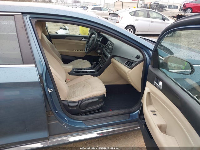 2015 Hyundai Sonata Sport მანქანა იყიდება აუქციონზე, vin: 5NPE34AF9FH109320, აუქციონის ნომერი: 43971524
