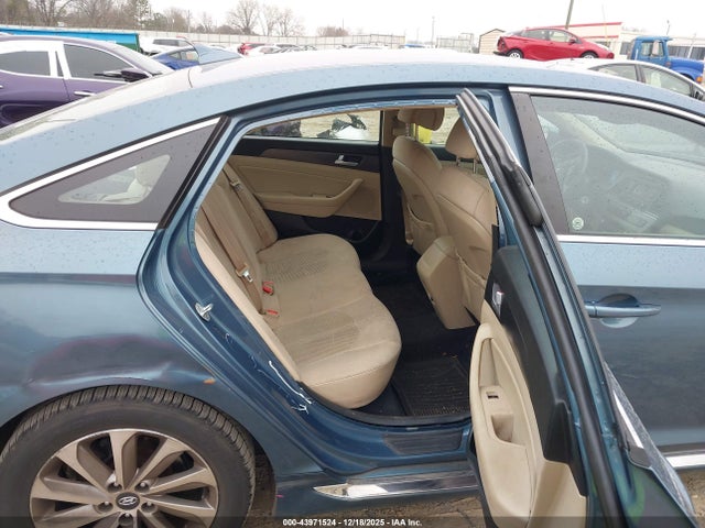 2015 Hyundai Sonata Sport მანქანა იყიდება აუქციონზე, vin: 5NPE34AF9FH109320, აუქციონის ნომერი: 43971524