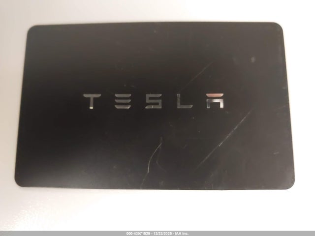 2026 TESLA MODEL Y 7SAYGDED5TF423778 Photo 10