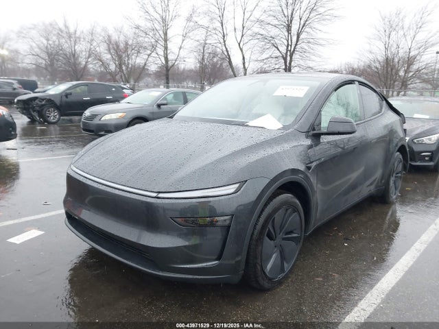 2026 TESLA MODEL Y 7SAYGDED5TF423778 Photo 1