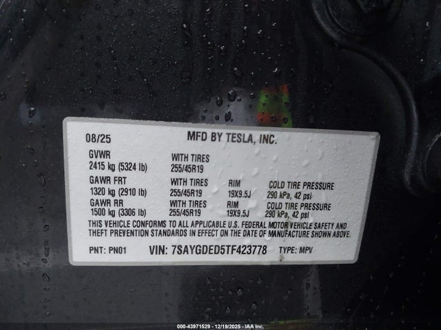 2026 TESLA MODEL Y 7SAYGDED5TF423778 Photo 8
