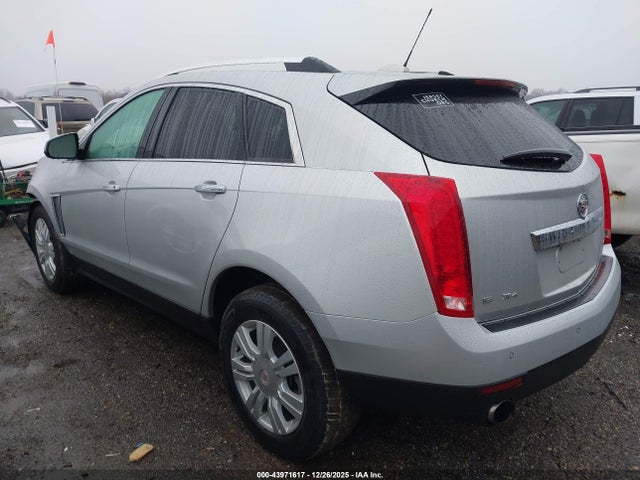 2015 CADILLAC SRX 3GYFNEE34FS573488 Photo 2