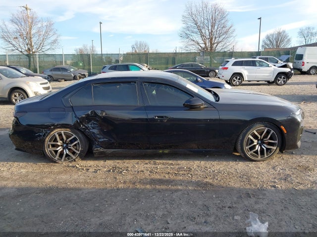BMW 740i Xdrive 2024 WBA33EH01RCR10531 Image 12