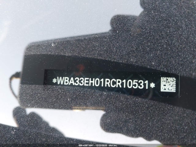 BMW 740i Xdrive 2024 WBA33EH01RCR10531 Image 9