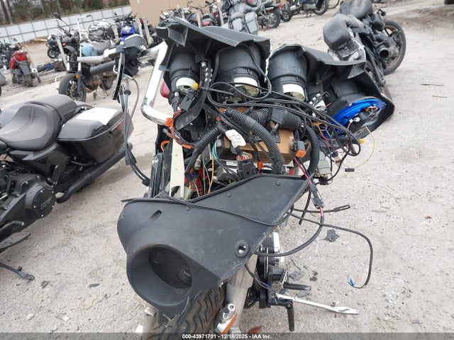 2006 HARLEY-DAVIDSON FLHTCI 1HD1FFW156Y696644 Photo 4