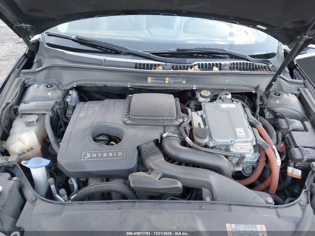 3LN6L2LUXER826403 Lincoln MKZ HYBRID