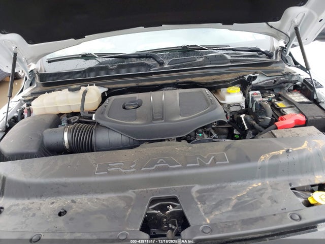 2025 Ram 1500 Laramie  4x4 5'7 Box მანქანა იყიდება აუქციონზე, vin: 1C6SRFJP0SN658279, აუქციონის ნომერი: 43971817