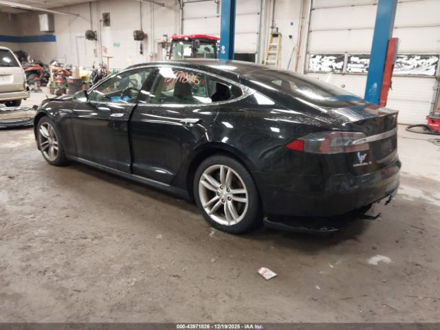 2015 TESLA MODEL S 5YJSA1S25FF086037 Photo 2