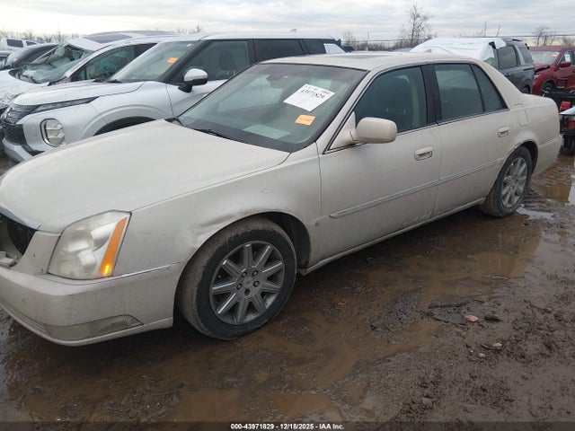 2010 CADILLAC DTS 1G6KH5EY7AU111980 Photo 1