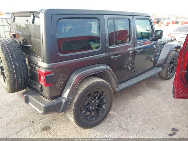 2021 JEEP WRANGLER 4XE 1C4JJXP62MW770322 Photo 3