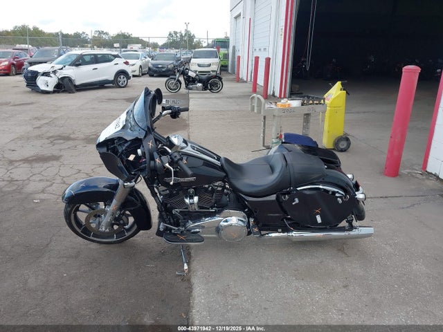 Harley-Davidson FLHX 2021 1HD1KBC16MB664228 Image 13