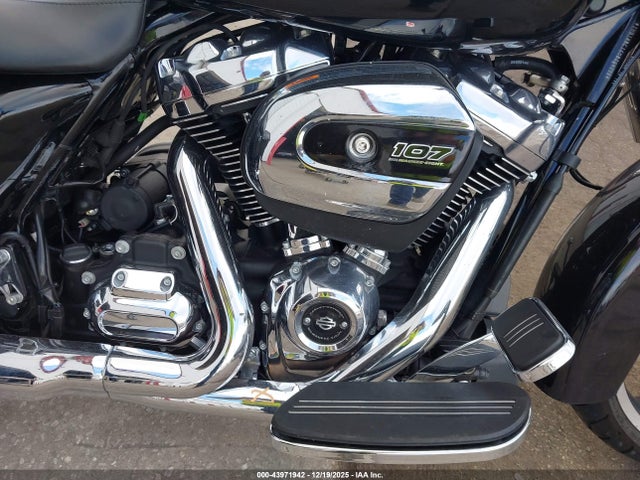 Harley-Davidson FLHX 2021 1HD1KBC16MB664228 Image 8