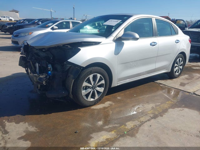 43971958 :رقم المزاد ، 3KPA24AD9PE548412 vin ، 2023 Kia Rio S مزاد بيع